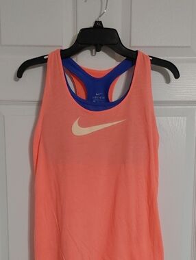 Nike Women's Coral Dri-FIT Racerback Tank with built in Sports Bra size XL